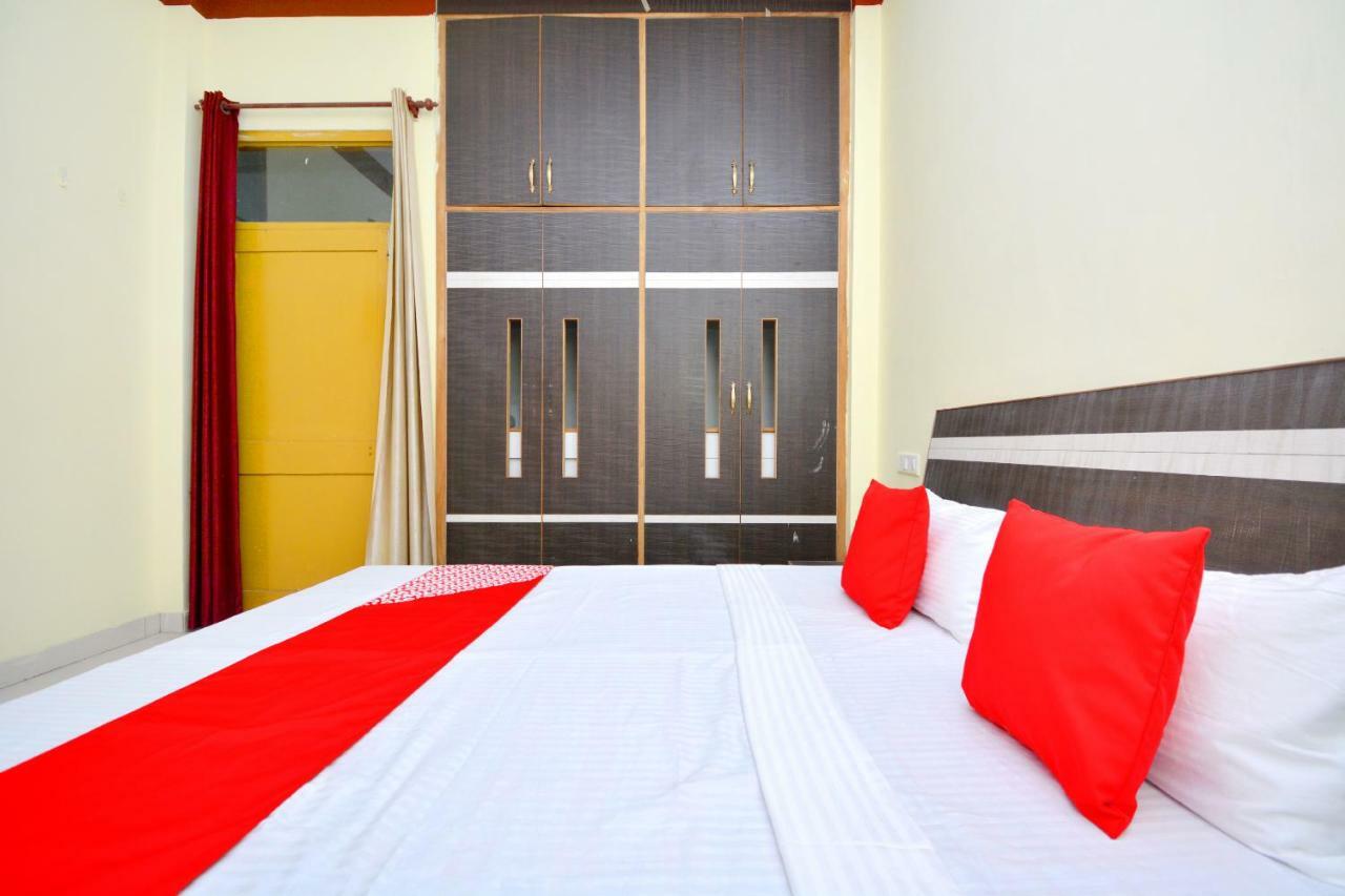 Oyo 40306 White House Otel Jalandhar Dış mekan fotoğraf
